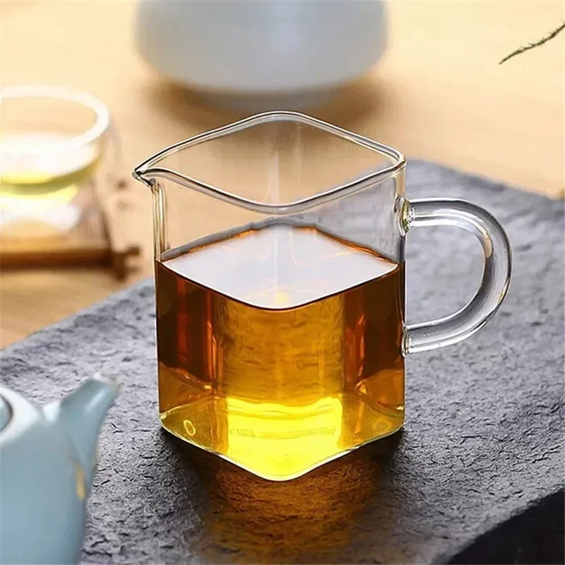 Coffee Tea In Chinese - Creative Square Glass Tea Pitcher, Chinese